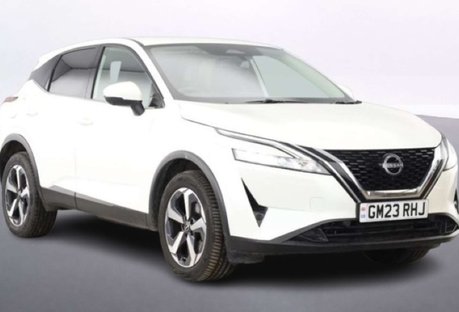 Nissan Qashqai 1.3 DIG-T MHEV N-Connecta SUV 5dr Petrol Hybrid XTRON Euro 6 (s/s) (158 ps)