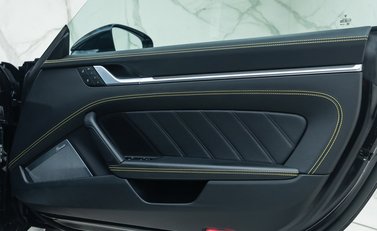 Porsche 911 Turbo S (992) 21