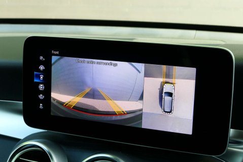 Mercedes-Benz GLC 2.0 GLC 300 AMG Line Premium+ D 4Matic Auto 4WD 5dr 39