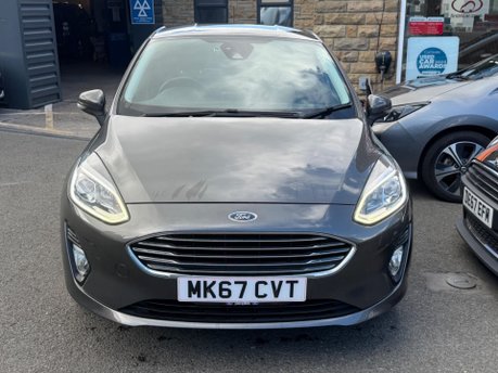 Ford Fiesta TITANIUM 2
