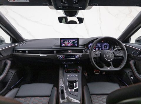 Audi RS4 Avant Carbon Edition 16