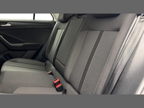 Volkswagen T-Roc 1.5 TSI Life SUV 5dr Petrol DSG Euro 6 (s/s) (150 ps) 7