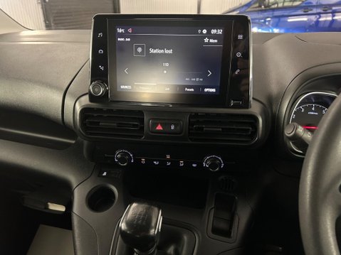 Vauxhall Combo Life 1.2 Turbo Energy Euro 6 (s/s) 5dr (7 Seat) 12