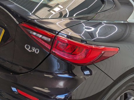 Infiniti Q30 2.1 Q30 Premium Tech D Semi-Auto 5dr 42