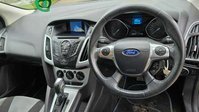 Ford Focus 1.6 Zetec S Powershift Euro 5 5dr 47