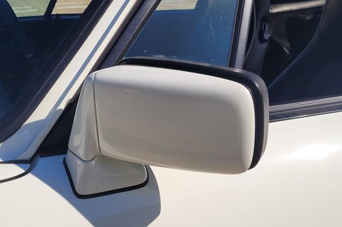 Porsche 911 CARRERA 2 17