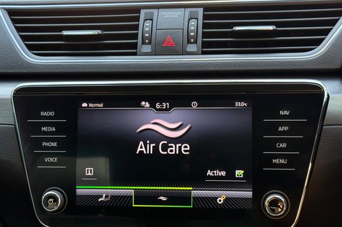 Skoda Superb SE L TSI DSG - FULL SKODA SERVICE HISTORY 44