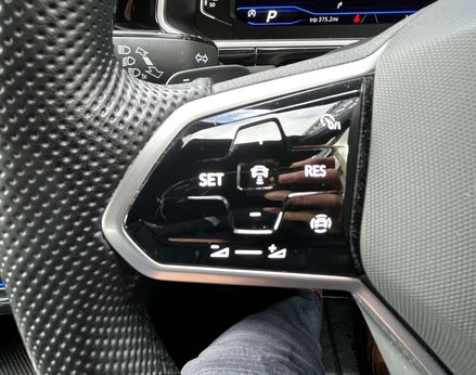 Volkswagen T-Roc 1.5 T-Roc R-Line TSI Semi-Auto 5dr 59
