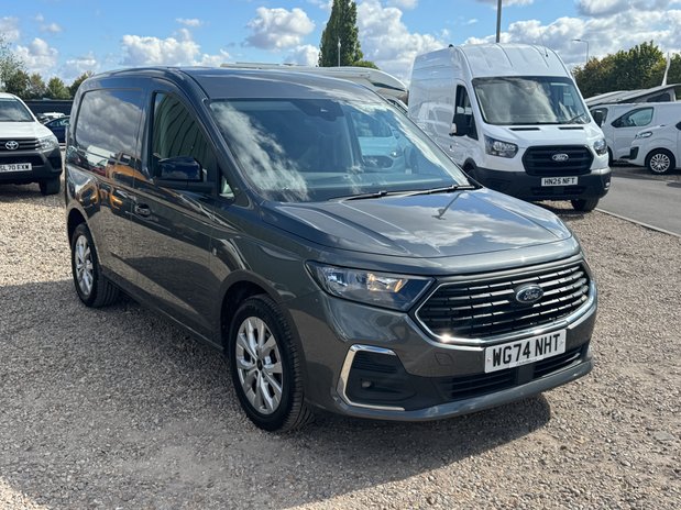 Ford Transit Connect SWB L1H1 Low Roof Limited Air Con Alloys Sensors Cam EURO 6 NO VAT 4