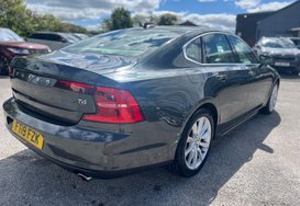 Volvo S90 2.0 T4 MOMENTUM PLUS AUTO 6
