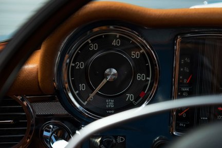 Mercedes-Benz SL 280 Pagoda 31