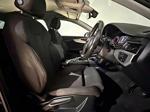 Audi A4 TFSI SPORT 17