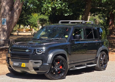 Land Rover Defender 3.0 Defender X MHEV Auto 4WD 5dr 35