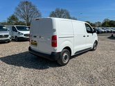 Vauxhall Vivaro SWB L1H1 Low Roof Dynamic 2900 Air Con Sensors Euro 6 NO VAT 6