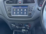 Hyundai i20 1.2 SE Launch Edition Euro 6 (s/s) 5dr 8