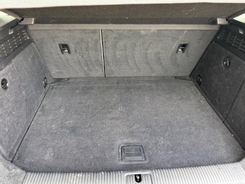 Audi A3 1.6 TDI Sport Sportback S Tronic Euro 6 (s/s) 5dr (Nav) 26