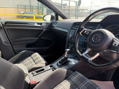 Volkswagen Golf 2.0 Golf GTD Semi-Automatic 5dr *NATIONAL DELIVERY* 11