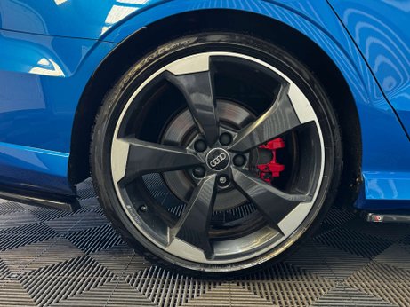 Audi RS3 2.5 TFSI Audi Sport Edition Saloon 4dr Petrol S Tronic quattro Euro 6 (s/s) 9