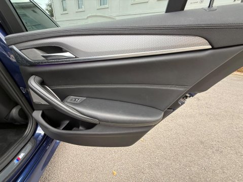 BMW 5 Series 3.0 540i GPF M Sport Auto xDrive Euro 6 (s/s) 4dr 23