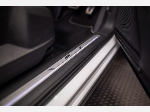 Volkswagen Tiguan 1.5 TSI EVO R-Line Tech DSG Euro 6 (s/s) 5dr 18