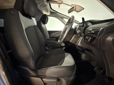 Citroen C4 Grand Picasso E-HDI AIRDREAM EXCLUSIVE ETG6 16