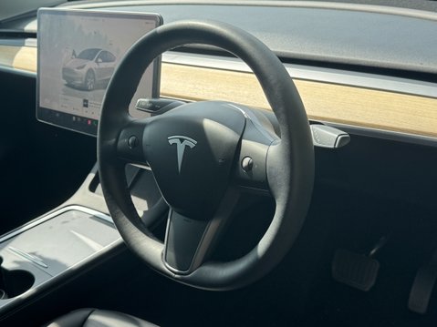 Tesla Model Y (Dual Motor) Long Range SUV 5dr Electric Auto 4WDE (384 bhp) 12