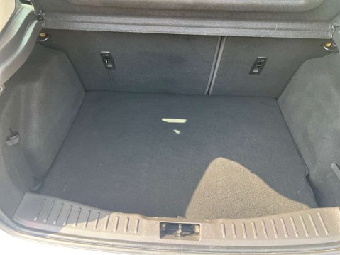 Ford Focus 1.6 Focus Titanium Navigator TDCi 5dr 26