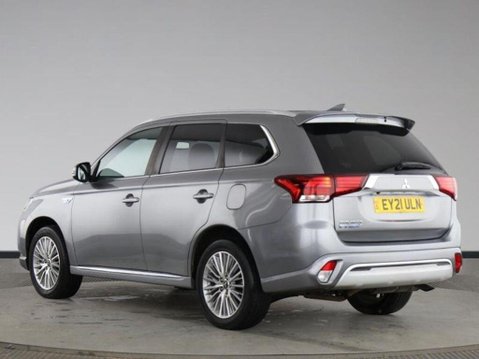 Mitsubishi Outlander PHEV DYNAMIC 2