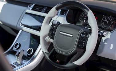 Land Rover Range Rover Sport 5.0 SVR 11