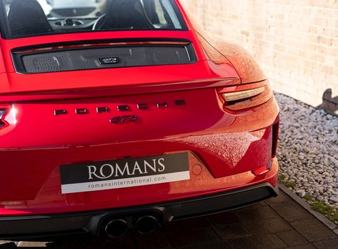 Porsche 911 GT3 Touring 25