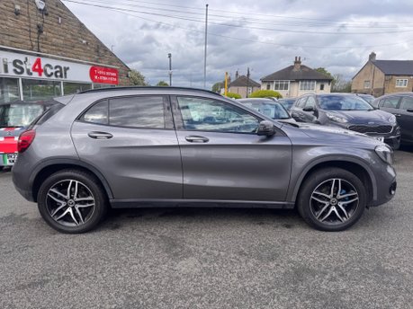 Mercedes-Benz GLA GLA 180 URBAN EDITION 6