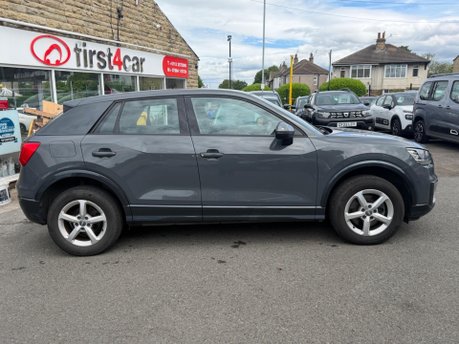 Audi Q2 TFSI SE 7