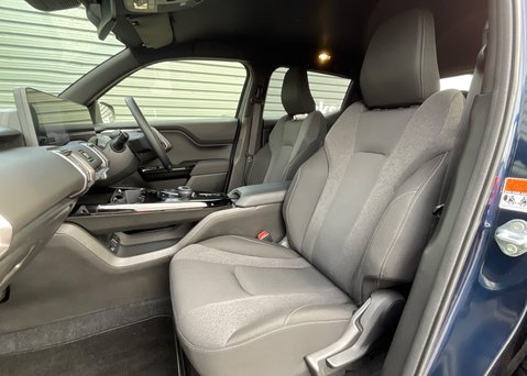 Suzuki e Vitara MOTION 14