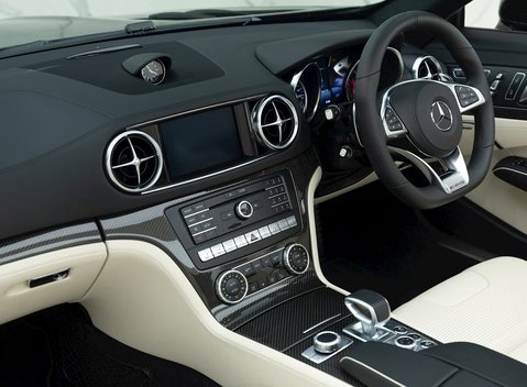 Mercedes-Benz SL Class SL63 17