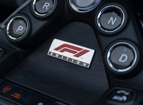 Aston Martin V8 Vantage Roadster F1 Edition 20