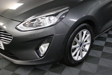 Ford Fiesta TITANIUM 31
