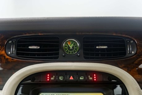 Jaguar XJ 3.0 XJ6 V6 Sovereign Auto 4dr 19