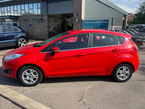 Ford Fiesta 1.6 TDCi ECOnetic Zetec Euro 5 (s/s) 5dr 3