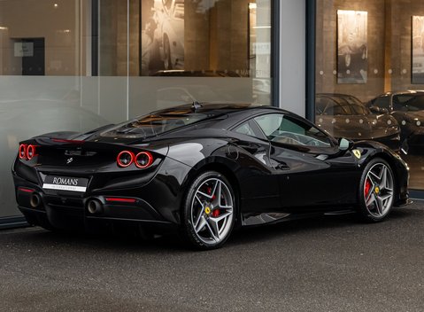 Ferrari F8 Tributo 4