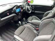 Mini Hatch 2.0 John Cooper Works Auto 3dr 37