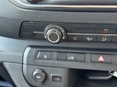 Vauxhall Vivaro LWB L2H1 Low Roof F2900 Air Con EURO 6 32