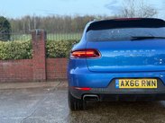 Porsche Macan 2.0 Macan Semi-Auto 4WD 5dr 5