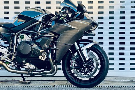 Kawasaki ZX Ninja H2 7