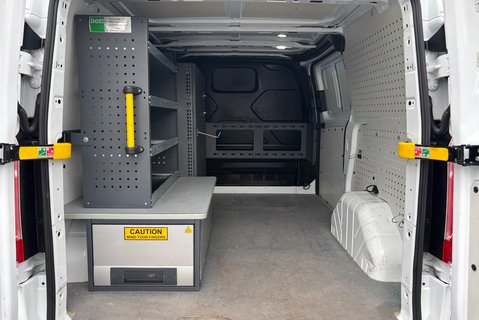 Ford Transit Custom 320 L1 Trend 130 ps Panel Van - Air Con / Twin Side Loading Doors 15