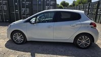 Peugeot 208 1.2 PureTech Allure Hatchback 5dr Petrol EAT Euro 6 (s/s) (110 ps) 6