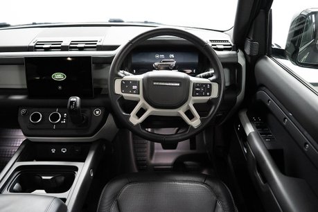 Land Rover Defender 2.0 P400e 15.4kWh X-Dynamic HSE SUV 5dr Petrol Plug-in Hybrid Auto 4WD Euro 7
