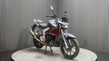 Lexmoto Venom 2016 125CC LEARNER BIKE PROJECT BIKE SPARES OR REPAIR 3