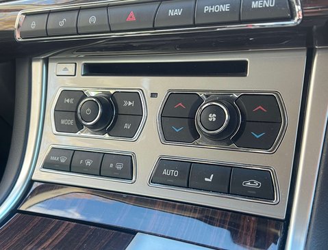 Jaguar XF 2.2 XF Portfolio D Auto 4dr 25