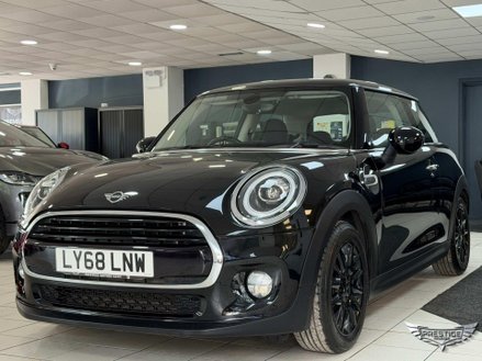 Mini Hatch 1.5 Cooper Steptronic Euro 6 (s/s) 3dr