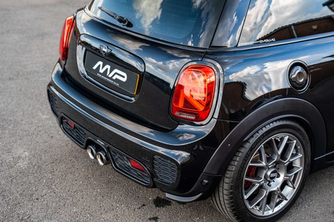 Mini Hatch 2.0 John Cooper Works Auto 3dr 49